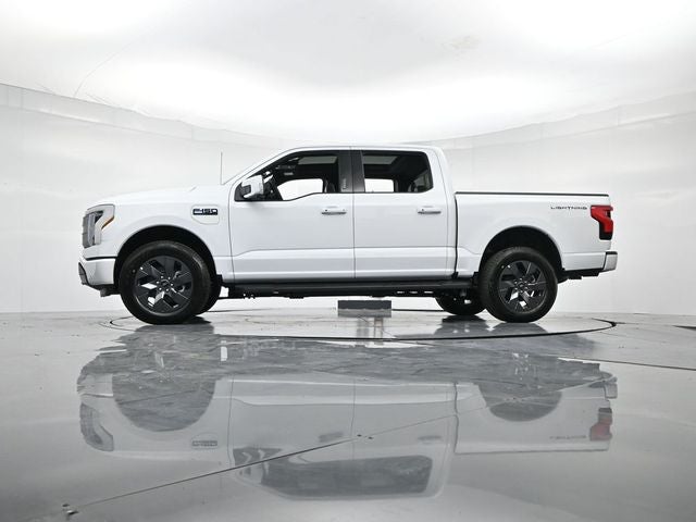 2025 Ford F-150 Lightning Lariat®