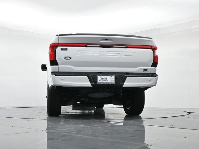 2025 Ford F-150 Lightning Lariat®