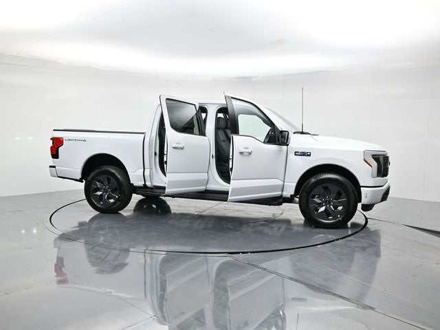 2025 Ford F-150 Lightning Lariat®