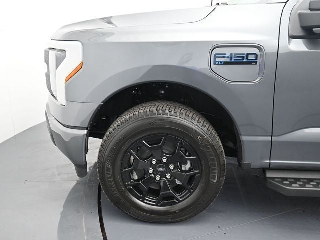 2025 Ford F-150 Lightning XLT