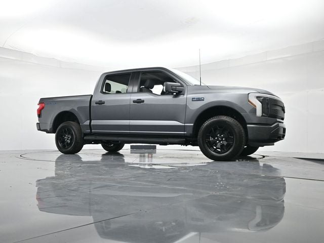 2025 Ford F-150 Lightning XLT