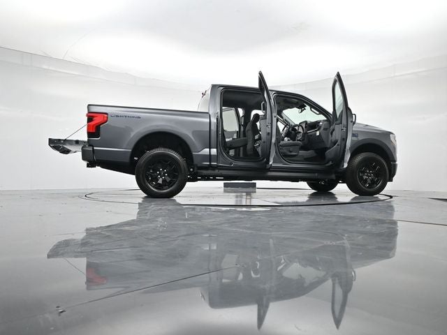 2025 Ford F-150 Lightning XLT